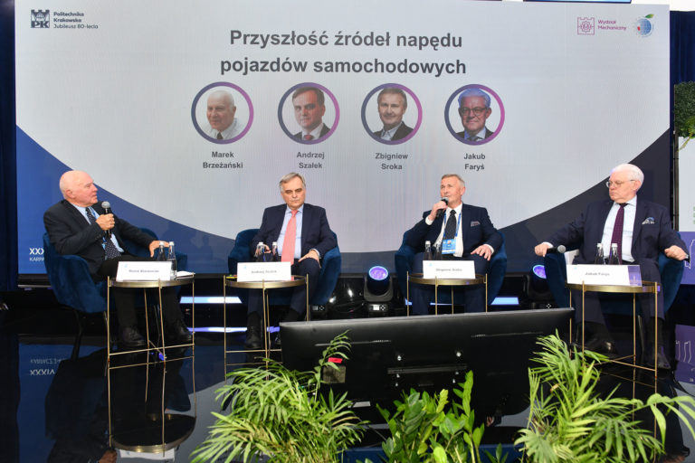 O przyszłości źródeł napędu w transporcie na Forum Ekonomicznym w Karpaczu